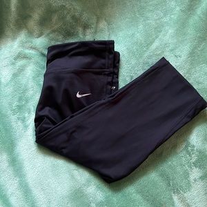 NIKE DRI - FIT Black Leggings pants sz SMALL - athletic - athleisure - workout